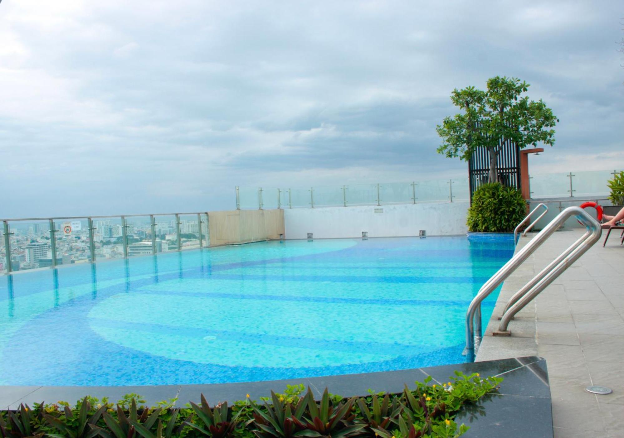 Vip-can Goc Sieu Thoang-gym Va Ho Boi Mien Phi-gia Tot Gan San Bay TP. Hồ Chí Minh